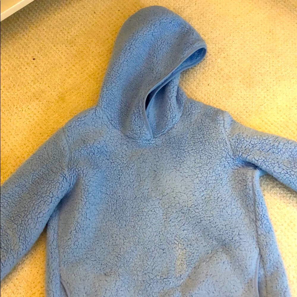 Delightful blue athleta girls sweatshirt